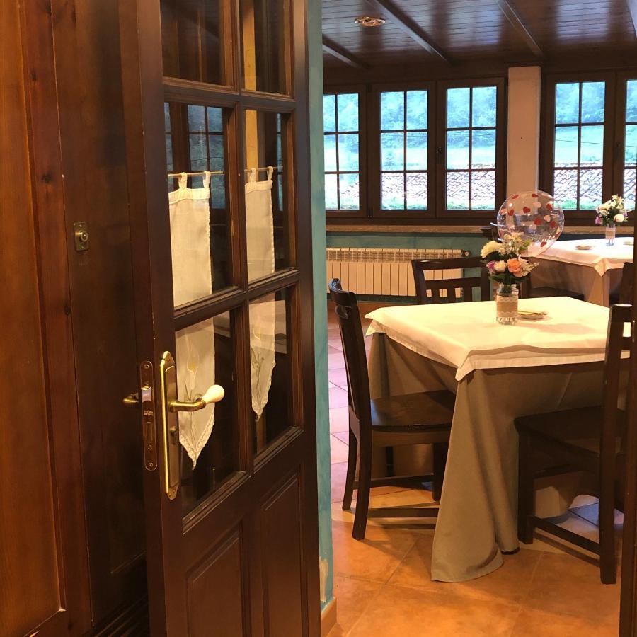 Hotel Restaurante La Carasca Orlé Kültér fotó