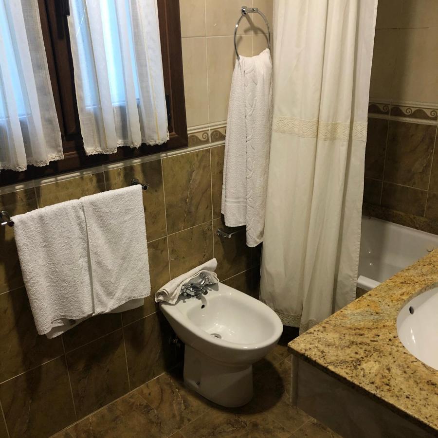 Hotel Restaurante La Carasca Orlé Kültér fotó