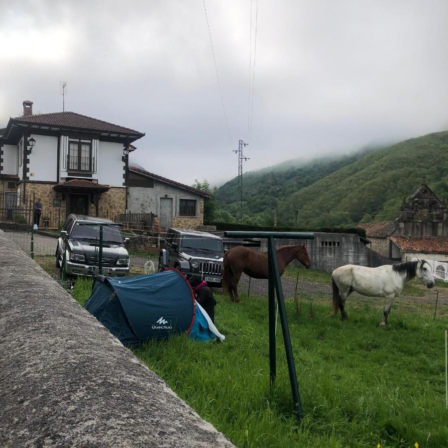 Hotel Restaurante La Carasca Orlé Kültér fotó