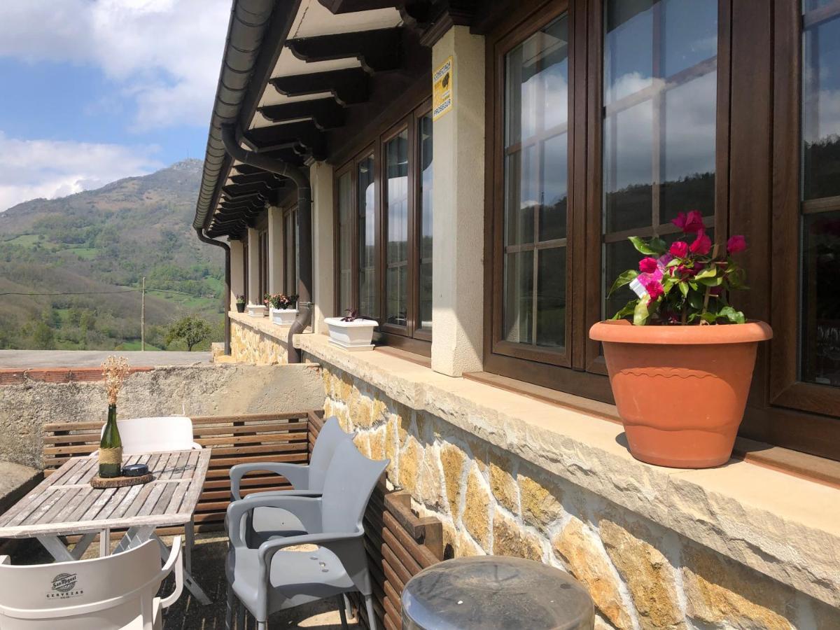 Hotel Restaurante La Carasca Orlé Kültér fotó