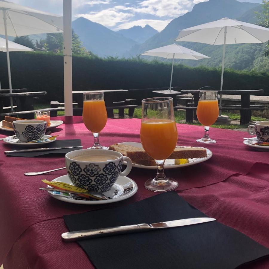 Hotel Restaurante La Carasca Orlé Kültér fotó