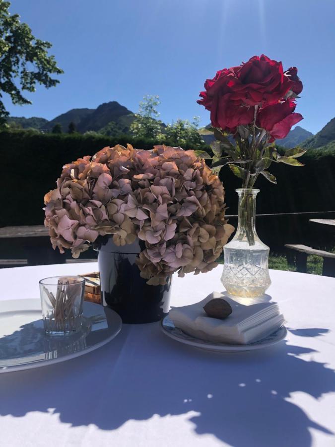 Hotel Restaurante La Carasca Orlé Kültér fotó